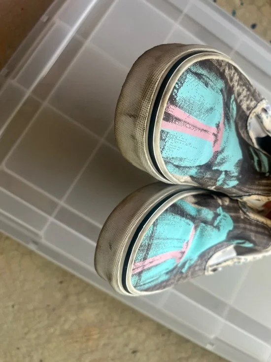 Vans x The Shining Grady Twins Slip-Ons - Picture 4 of 5